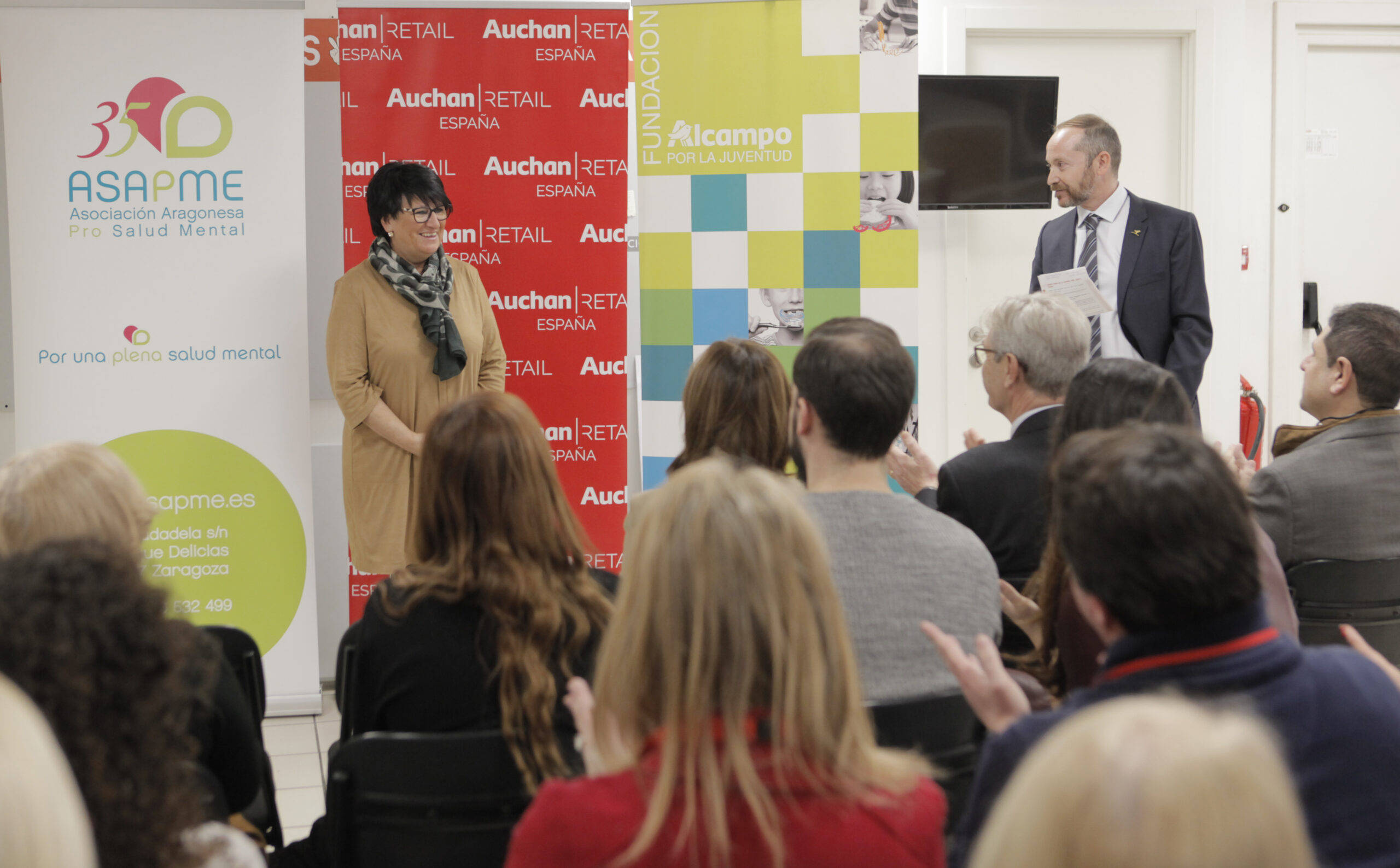 El programa “Aprendiendo aVocados” tiene por objeto mejorar la salud nutricional y el bienestar emocionar de niños y jóvenes.